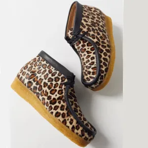 Clarks Originals Made In Italy Wallabee Boots Calf Hair Leopard