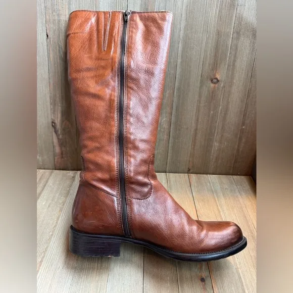 Clarks Tamro Spice Brown Leather Lined Zip Knee Boots Rubber Tread Low Heel 7.5