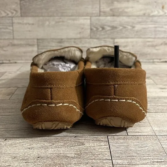 CLARKS Tan and Cream Suede Fur Lined Moccasins Size 8 NWOT