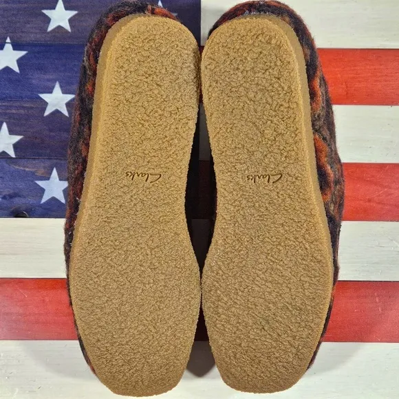 Clarks Wallabees Chukka Boots