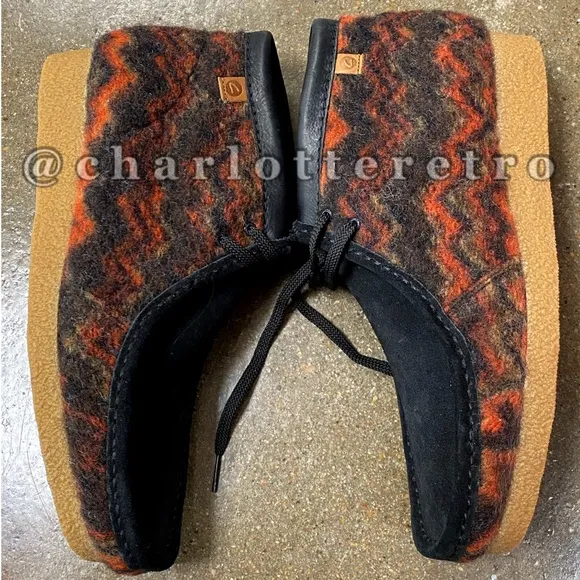 Clarks Wallabees Chukka Boots