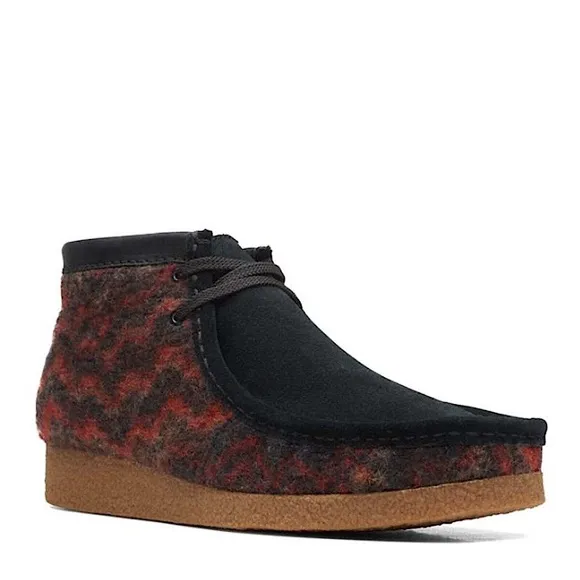 Clarks Wallabees Chukka Boots