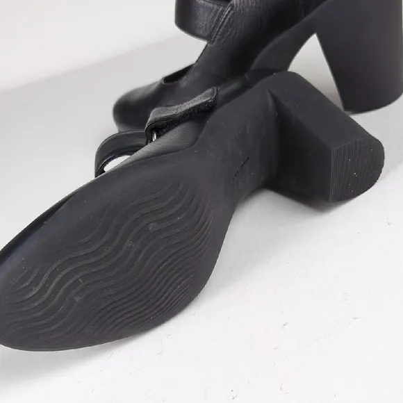 CLARKS Women's Adya Clara Black Leather Mary Jane Heels