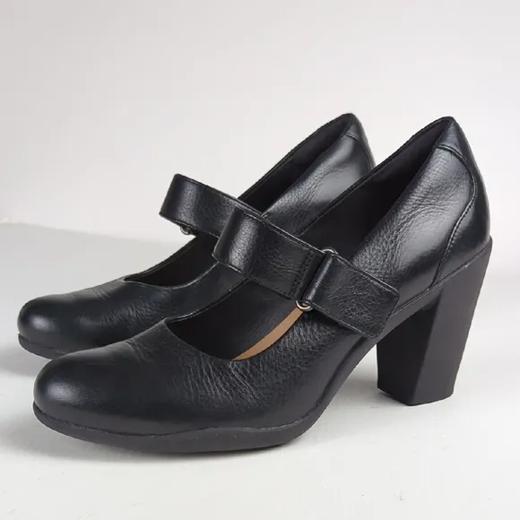 CLARKS Women's Adya Clara Black Leather Mary Jane Heels