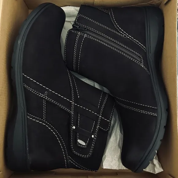 Clarks Women's Collection Carleigh Style Black Boots Women's Size12M