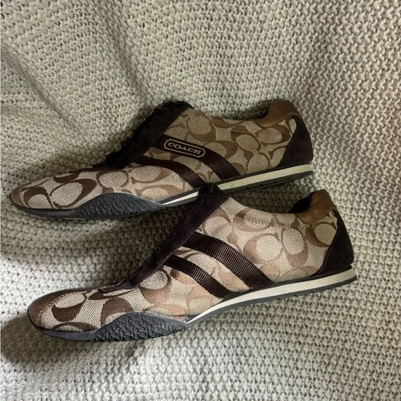 Coach 9.5M  Brown‎ on Brown Kate C Pattern Athletic Sneakers