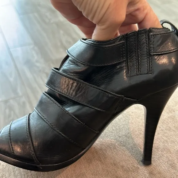 Coach Brandie Black Leather High Heel Boots Booties Shoes Size 7.5