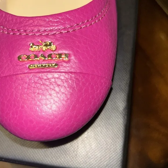 Coach Camilla Fuschia Leather Flats Size 6.5 B