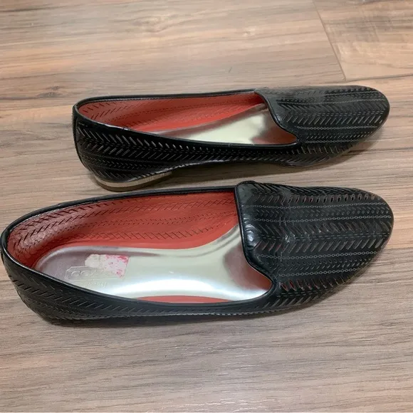 Coach Cathaleen Black patent leather laser cutout flats size 7.5