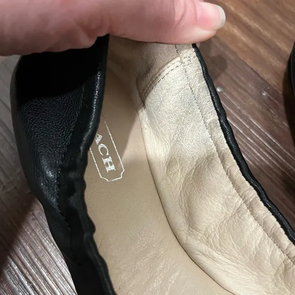 Coach Leather Bow Flats in Black Leather &amp; PatentSize 6B