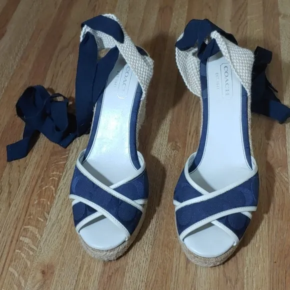 Coach Mila Lace Up Espadrille Wedges 9B