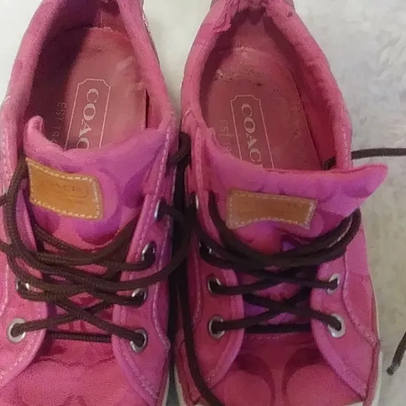 COACH PINK SNEAKERS