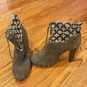 Coach Woman’s Heeled Boots Size 8