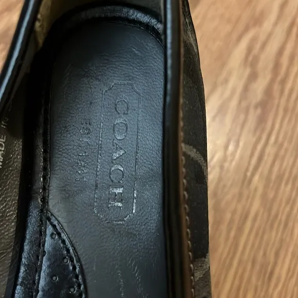 Coach Women's Black Signature Logo Mary Jane Shoes Leather and Canvas Joy Size 5