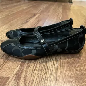Coach Women's Black Signature Logo Mary Jane Shoes Leather and Canvas Joy Size 5