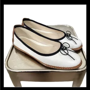 Cole Haan CloudFeel All Day Ballet Flats in Ivory Leather - Size 9 - Worn Once