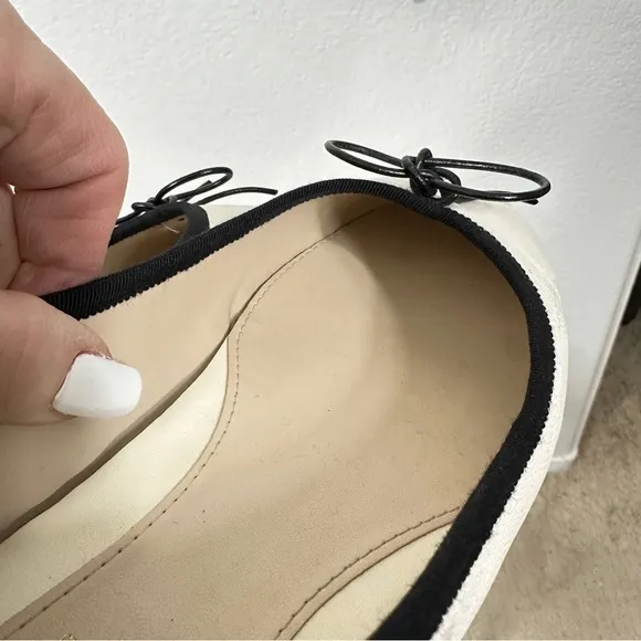 Cole Haan CloudFeel All Day Ballet Flats in Ivory Leather - Size 9 - Worn Once