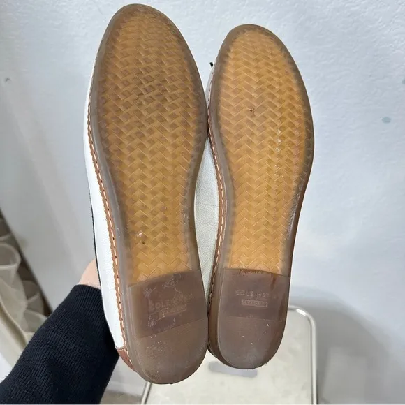 Cole Haan CloudFeel All Day Ballet Flats in Ivory Leather - Size 9 - Worn Once