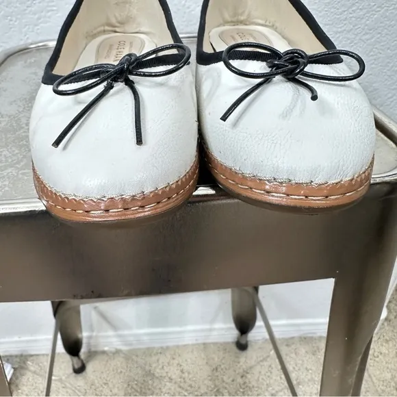 Cole Haan CloudFeel All Day Ballet Flats in Ivory Leather - Size 9 - Worn Once