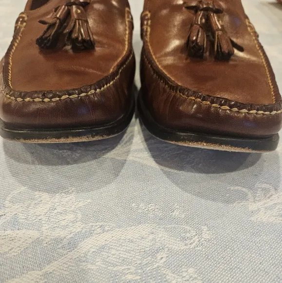 Cole Haan Pinch Tassle Brown Penny Loafers MENS Sz 10B dress shoes