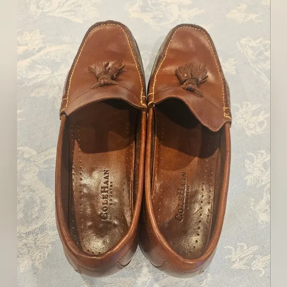 Cole Haan Pinch Tassle Brown Penny Loafers MENS Sz 10B dress shoes