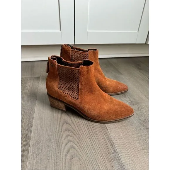 Cole Haan Val Genuine Suede Leather Heeled Ankle Boots Booties 6.5 British Tan