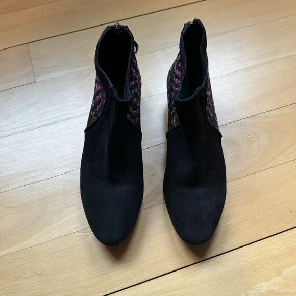 Comptoir des Cotonniers Suede Embroidered Ankle boots Size 38