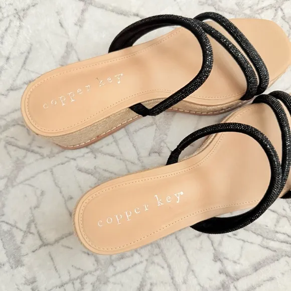 Copper Key Sugar Rhinestone Espadrille Strappy Sandal Platform Wedge Size 8.5