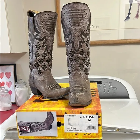 Corral Brown Heeled Boots