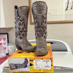 Corral Brown Heeled Boots