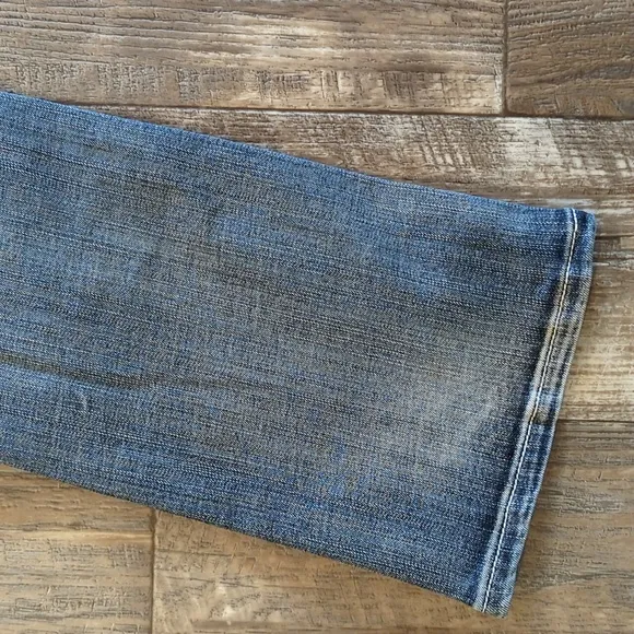 COWGIRL TUFF &quot;Ride &amp; Shine&quot; bootcut jeans 26x35 EUC