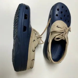 Crocs Islander Pitcrew Boat Blue &amp; Beige Leather Clogs