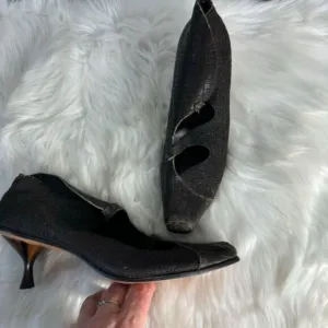 Cydwoq Brown Abstract Textured Leather Kitten Heel Mary Jane Shoes Sz 38/US 9.5
