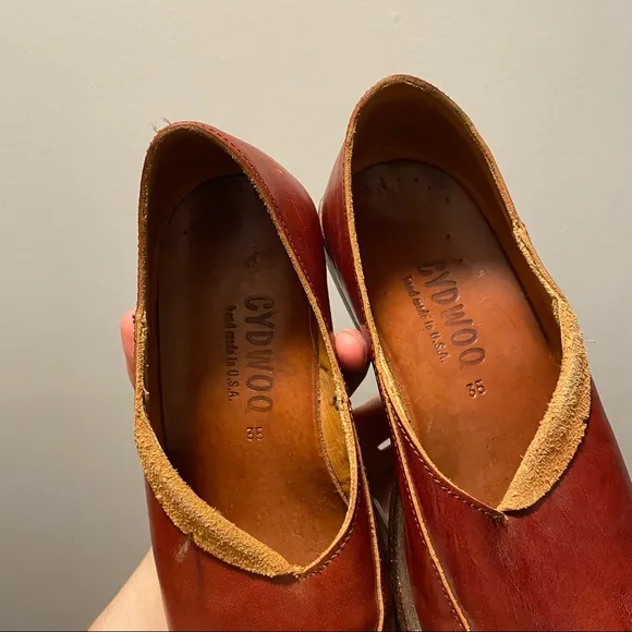 Cydwoq Women’s Red Leather Made in The USA Clogs Size 35