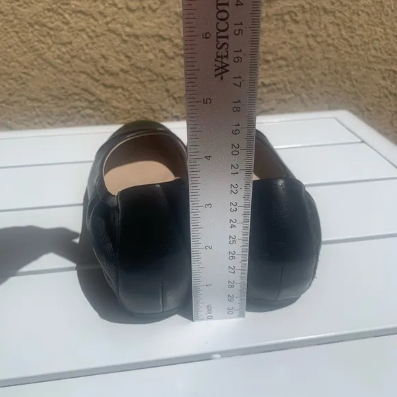 Dansko ballerina flats black leather size 5.5-6 (European 36)