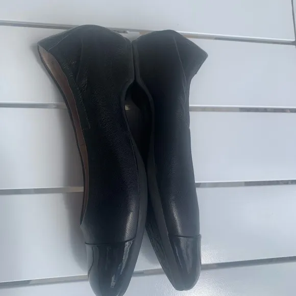 Dansko ballerina flats black leather size 5.5-6 (European 36)