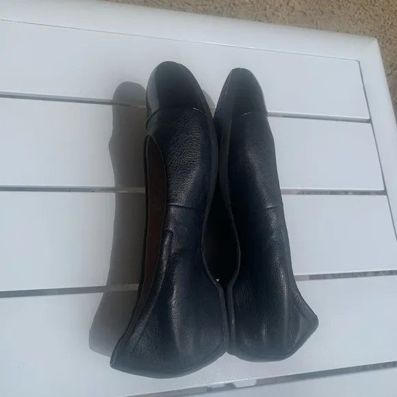Dansko ballerina flats black leather size 5.5-6 (European 36)