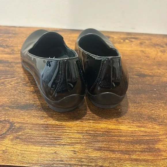Dansko black pattent leather flats size EU 41 US 10.5
