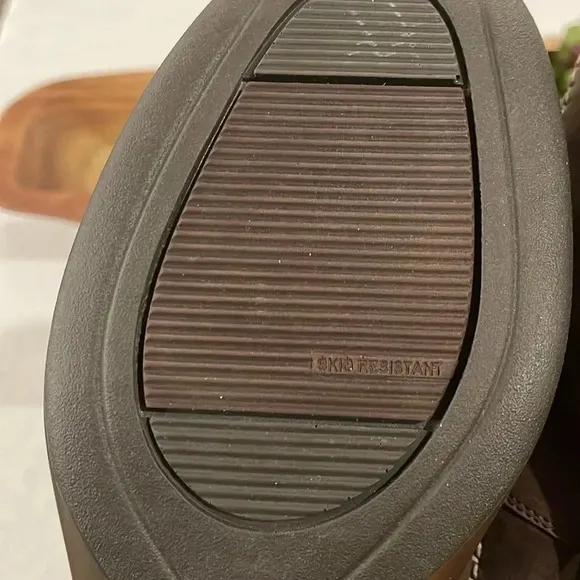 Dansko men’s leather lace up shoe shoes size 43 brown like new EUC