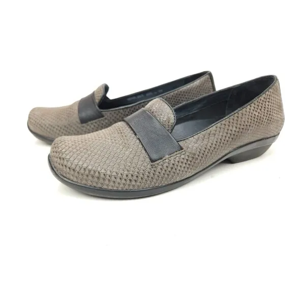 Dansko Oksana Women’s Brown Snakeskin Print Leather Flats Size EU 42 US 11.5-12