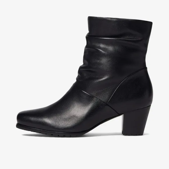 DAVID TATE Women’s Kona Lambskin Boots Size 10W Black