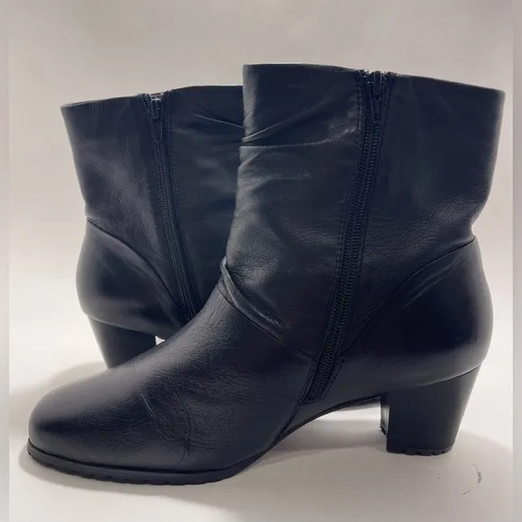 DAVID TATE Women’s Kona Lambskin Boots Size 10W Black