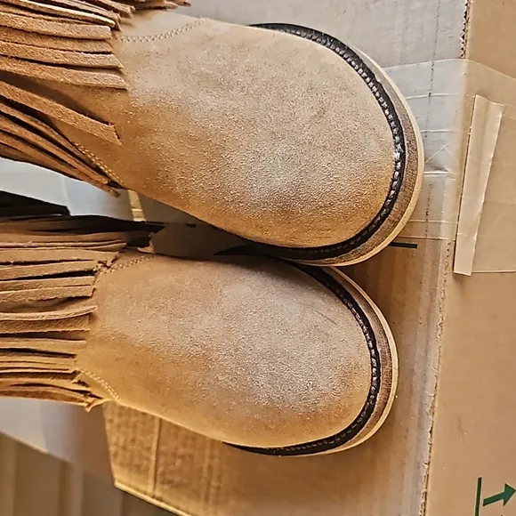 Dingo Fringed Heeled Boots