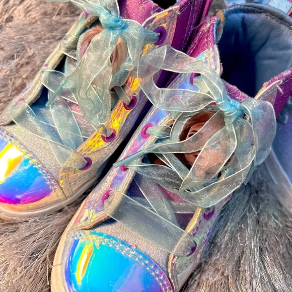 DISNEY FROZEN GIRLS BUNDLE!!! ❄️🤍❄️MATCHING SHOES &amp; LIGHT-UP HAIR BOWS !!!