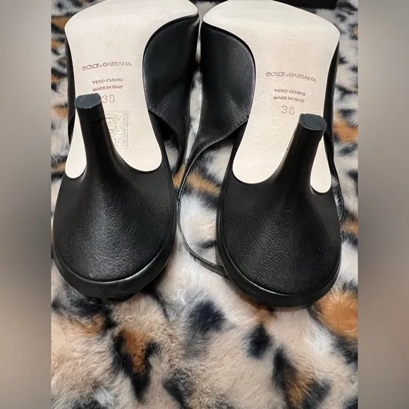 Dolce &amp; Gabbana Black Leather Slingback Kitten Heel Pumps 38/7.5