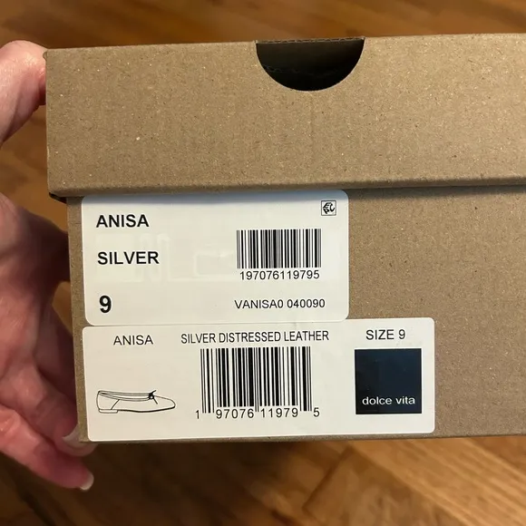 Dolce Vita Anisa Ballet Flats Silver Distressed Leather
