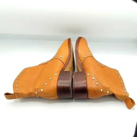 Dolce Vita Cognac Tobin Studded Western Leather Ankle Boots/Booties Size 7.5
