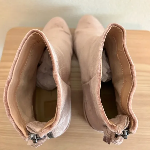 Dolce Vita Dusty Pink Velvet Ankle Boots Size 10