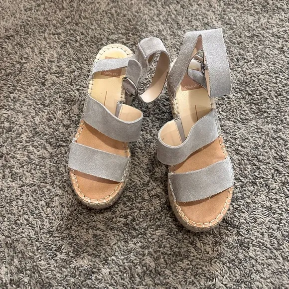 Dolce Vita Shae Espadrille Wedges Size 7.5 Gray