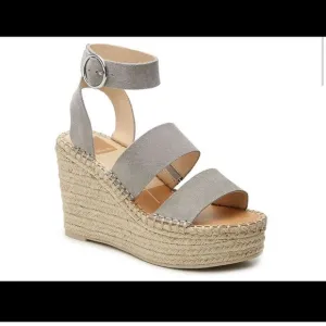 Dolce Vita Shae Espadrille Wedges Size 7.5 Gray